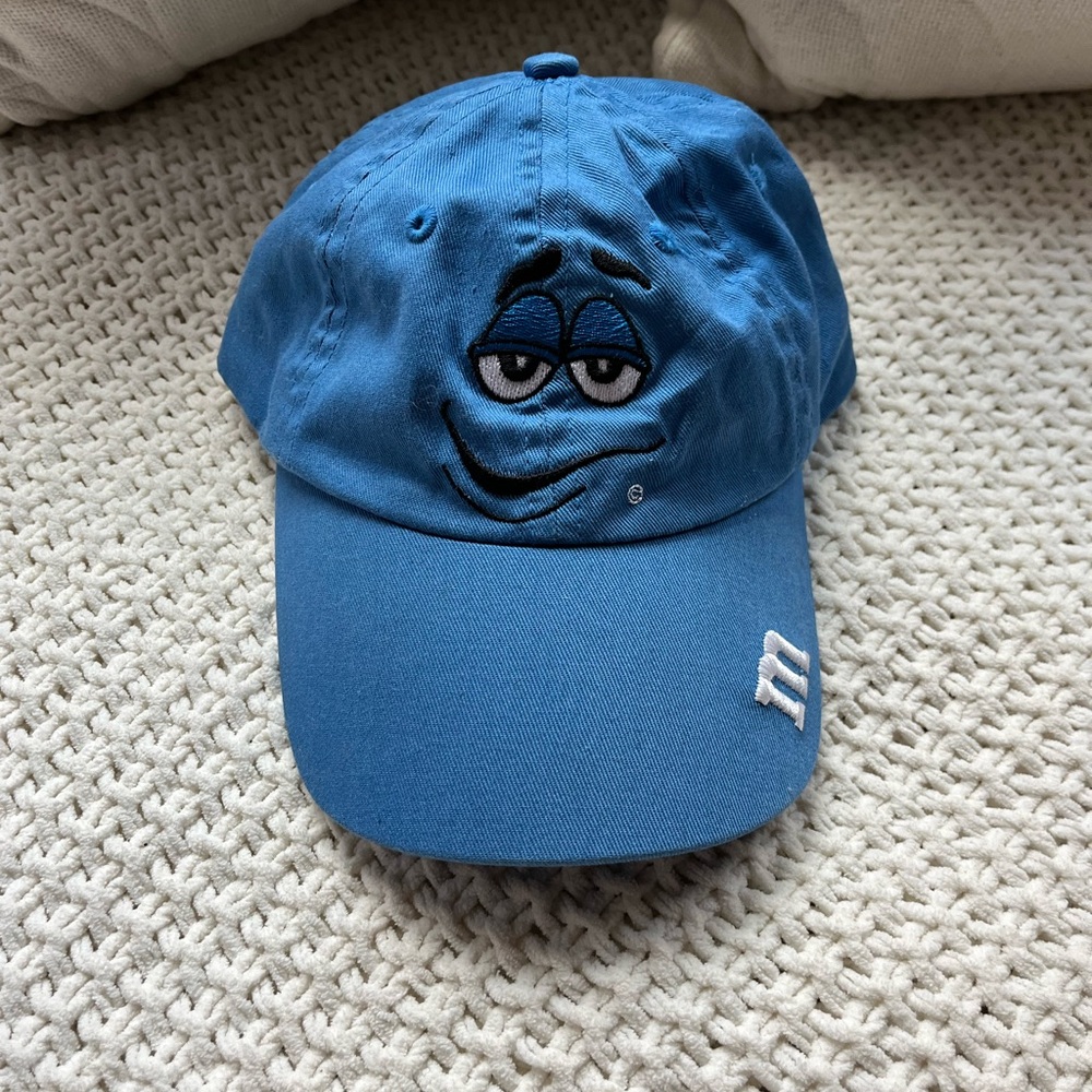VINTAGE- Kid’s M&M Hat trademark @Mars Inc.